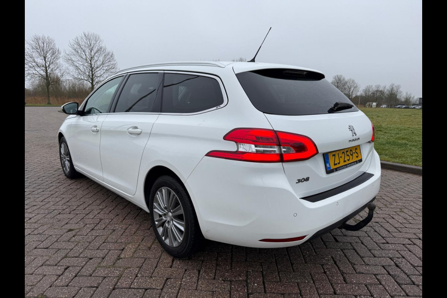 Peugeot 308 SW 1.2 PureTech Blue Lease Premium