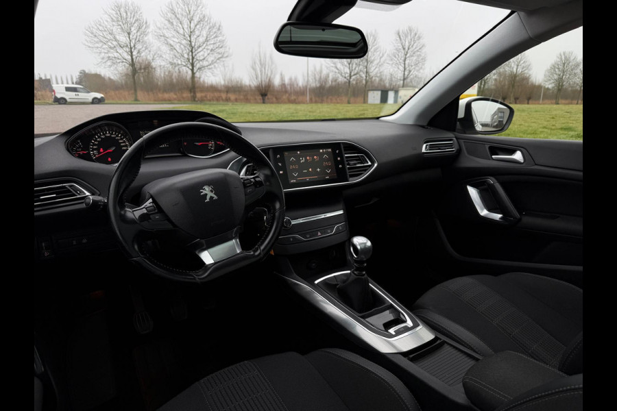 Peugeot 308 SW 1.2 PureTech Blue Lease Premium