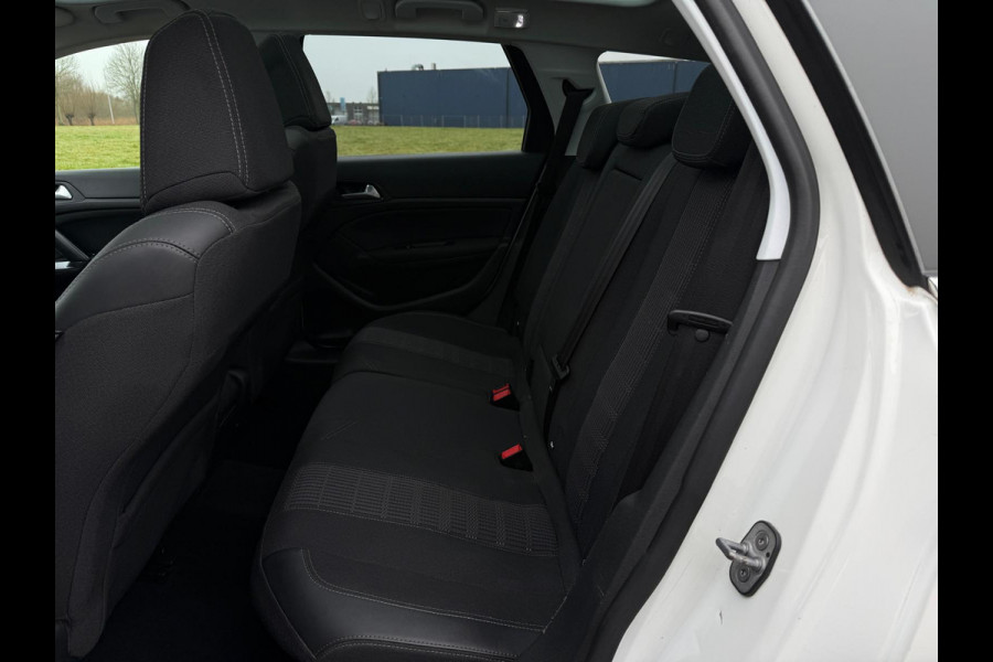 Peugeot 308 SW 1.2 PureTech Blue Lease Premium