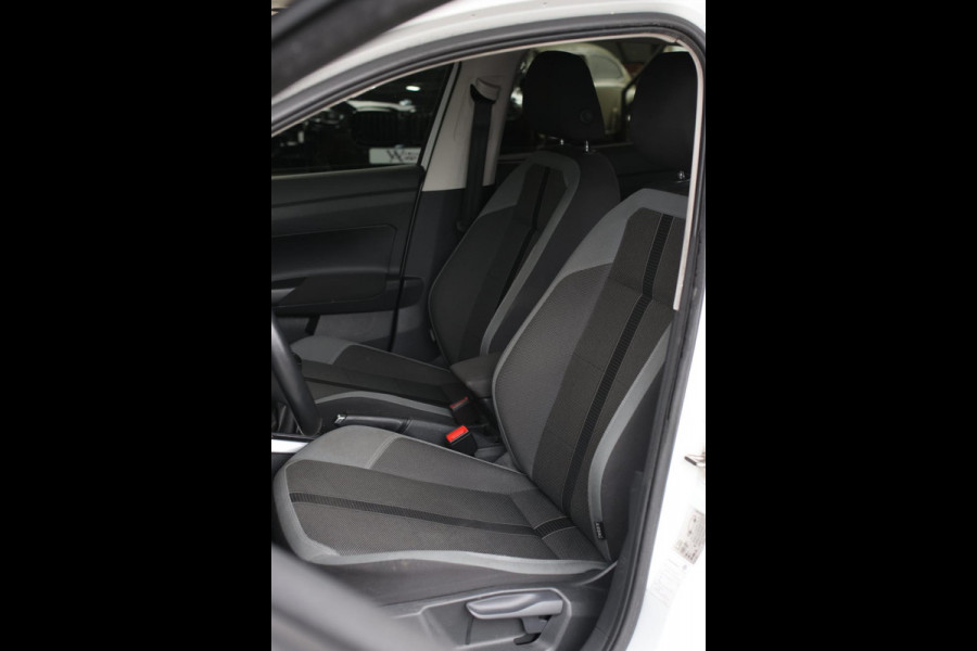 Volkswagen Polo 1.0 TSI Highline *Led*1e eigenaar*ACC*Navi*App Connect*