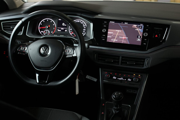 Volkswagen Polo 1.0 TSI Highline *Led*1e eigenaar*ACC*Navi*App Connect*