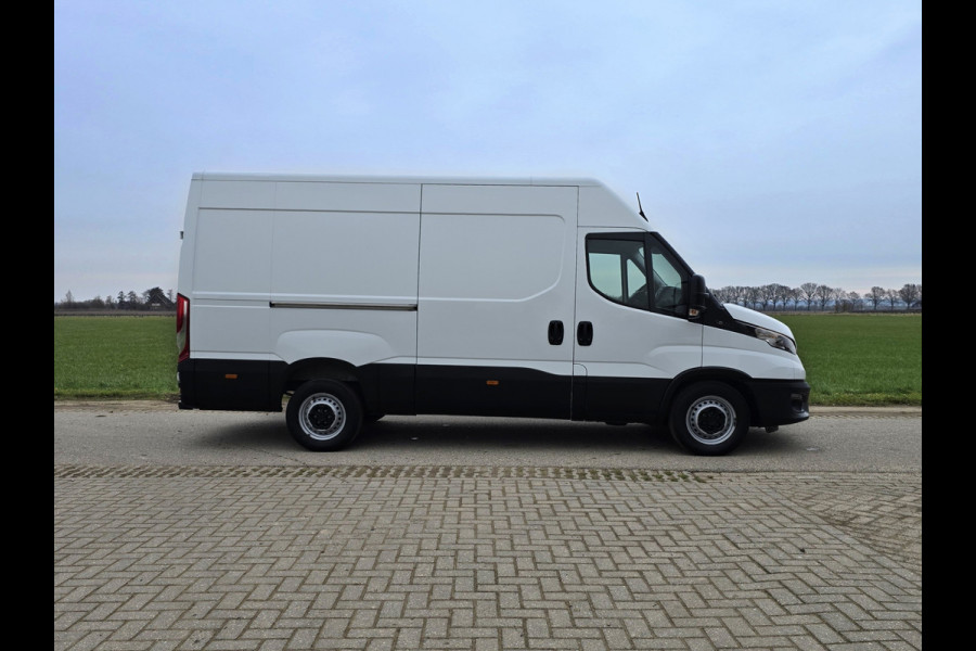 Iveco Daily 35S14V 2.3 352L H2 - 140 Pk - Euro 6 - Climate Control - Cruise Control