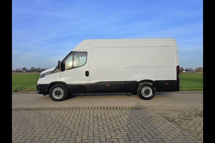 Iveco Daily 35S14V 2.3 352L H2 - 140 Pk - Climate Control - Cruise Control