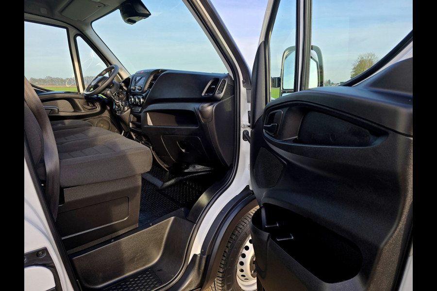 Iveco Daily 35S14V 2.3 352L H2 - 140 Pk - Climate Control - Cruise Control