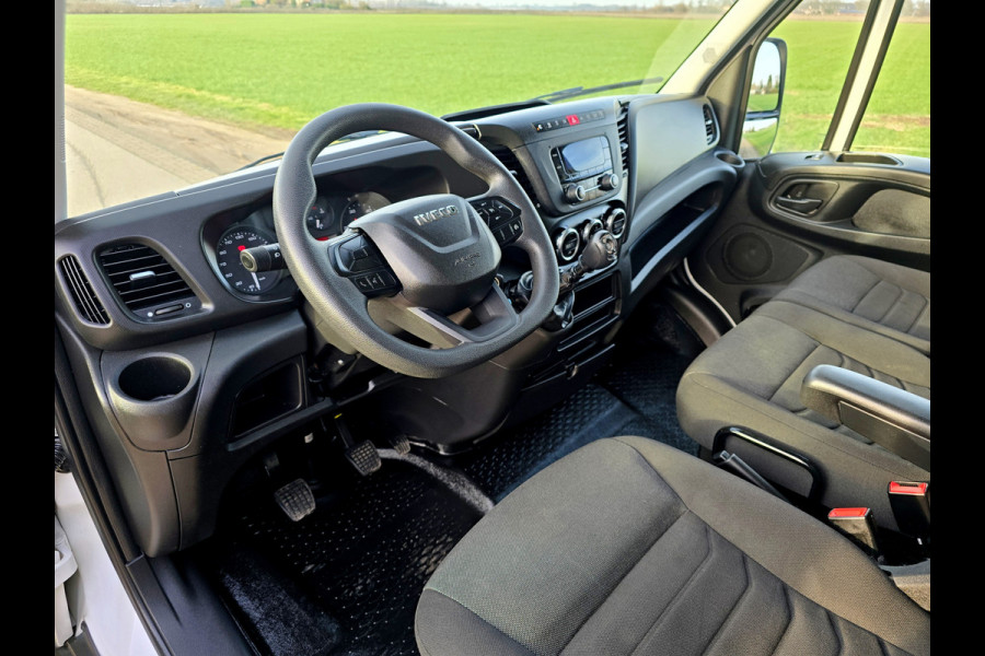Iveco Daily 35S14V 2.3 352L H2 - 140 Pk - Climate Control - Cruise Control