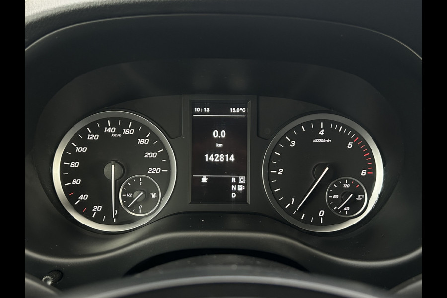 Mercedes-Benz Vito 114 CDI 136 PK AUTOMAAT / L2H1 / 1e EIG. / TREKHAAK / AIRCO / CRUISE / BLUETOOTH / PDC