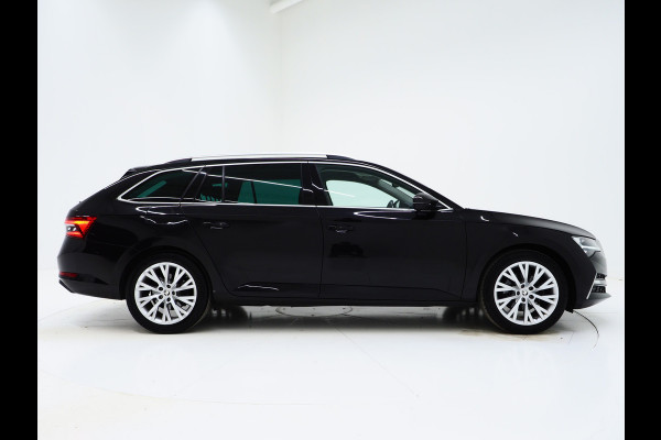 Škoda Superb Combi 1.4 TSI iV 218PK Style | Massage | Trekhaak | Camera | Adaptive Cruise | Keyless | Virtual | Memory | Carplay