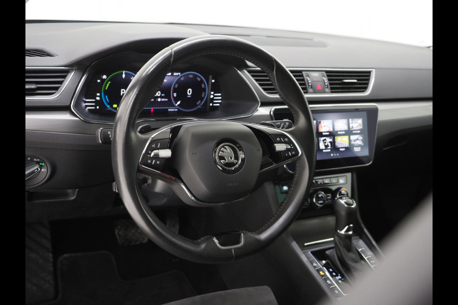Škoda Superb Combi 1.4 TSI iV 218PK Style | Massage | Trekhaak | Camera | Adaptive Cruise | Keyless | Virtual | Memory | Carplay