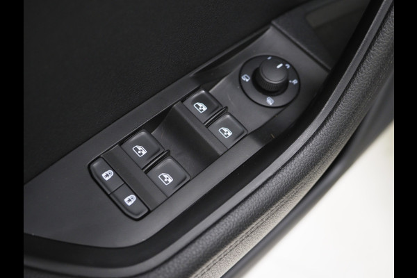 Škoda Superb Combi 1.4 TSI iV 218PK Style | Massage | Trekhaak | Camera | Adaptive Cruise | Keyless | Virtual | Memory | Carplay