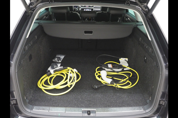 Škoda Superb Combi 1.4 TSI iV 218PK Style | Massage | Trekhaak | Camera | Adaptive Cruise | Keyless | Virtual | Memory | Carplay