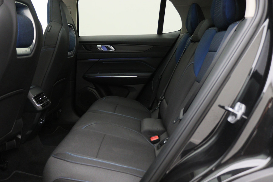 Lynk & Co 01 1.5 Panoramadak, ACC, Keyless, Navigatie, PDC, LED, 20''