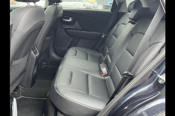 Kia Niro 1.6 GDi PHEV ExecutiveLine PLUG-IN HYBRIDE | 38.000 KM !! |  SCHUIFDAK | ELEKTRISCHE STOELEN MET GEHEUGEN | STOELVENTILATIE & VERWARMING | LEREN BEKLEDING | STUURWIELVERWARMING |  AFN. TREKHAAK | ALL SEASON BANDEN | KIA DEALER ONDERHOUDEN