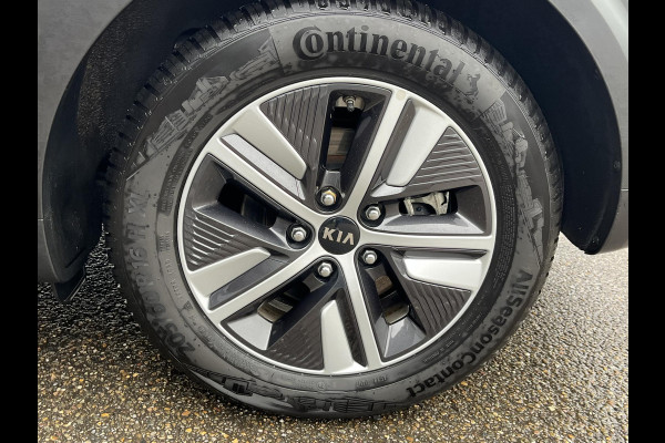 Kia Niro 1.6 GDi PHEV ExecutiveLine PLUG-IN HYBRIDE | 38.000 KM !! |  SCHUIFDAK | ELEKTRISCHE STOELEN MET GEHEUGEN | STOELVENTILATIE & VERWARMING | LEREN BEKLEDING | STUURWIELVERWARMING |  AFN. TREKHAAK | ALL SEASON BANDEN | KIA DEALER ONDERHOUDEN