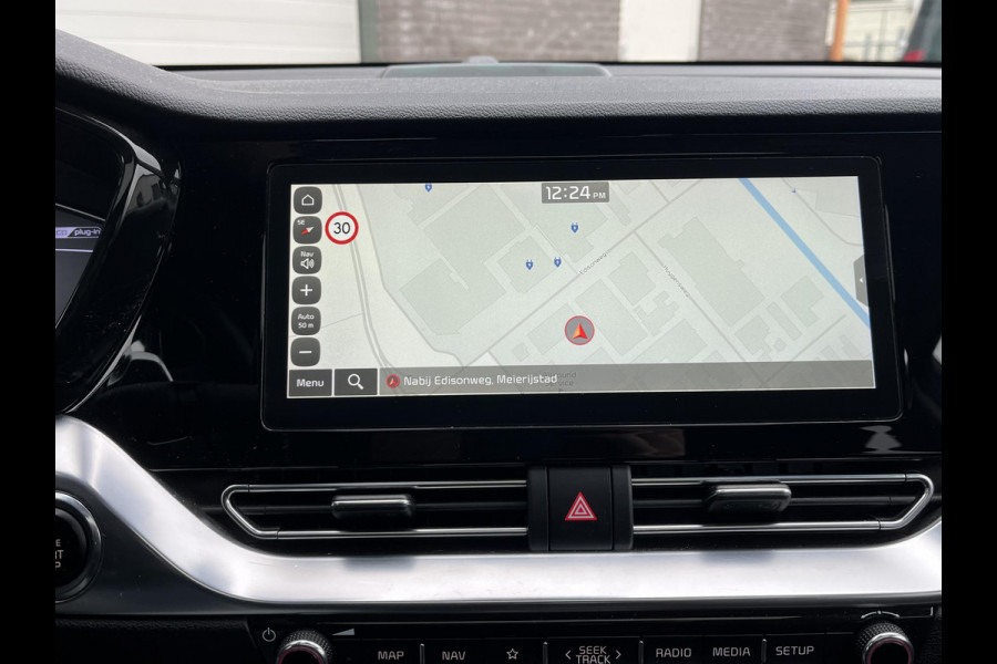 Kia Niro 1.6 GDi PHEV ExecutiveLine PLUG-IN HYBRIDE | 38.000 KM !! |  SCHUIFDAK | ELEKTRISCHE STOELEN MET GEHEUGEN | STOELVENTILATIE & VERWARMING | LEREN BEKLEDING | STUURWIELVERWARMING |  AFN. TREKHAAK | ALL SEASON BANDEN | KIA DEALER ONDERHOUDEN