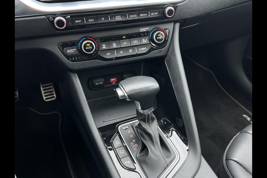Kia Niro 1.6 GDi PHEV ExecutiveLine PLUG-IN HYBRIDE | 38.000 KM !! |  SCHUIFDAK | ELEKTRISCHE STOELEN MET GEHEUGEN | STOELVENTILATIE & VERWARMING | LEREN BEKLEDING | STUURWIELVERWARMING |  AFN. TREKHAAK | ALL SEASON BANDEN | KIA DEALER ONDERHOUDEN