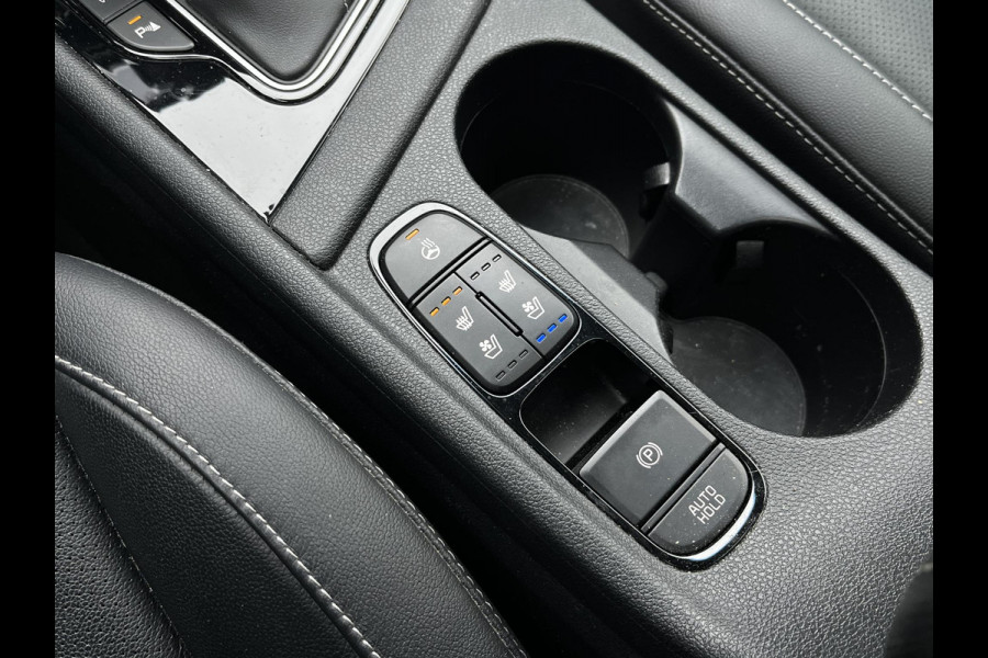 Kia Niro 1.6 GDi PHEV ExecutiveLine PLUG-IN HYBRIDE | 38.000 KM !! |  SCHUIFDAK | ELEKTRISCHE STOELEN MET GEHEUGEN | STOELVENTILATIE & VERWARMING | LEREN BEKLEDING | STUURWIELVERWARMING |  AFN. TREKHAAK | ALL SEASON BANDEN | KIA DEALER ONDERHOUDEN