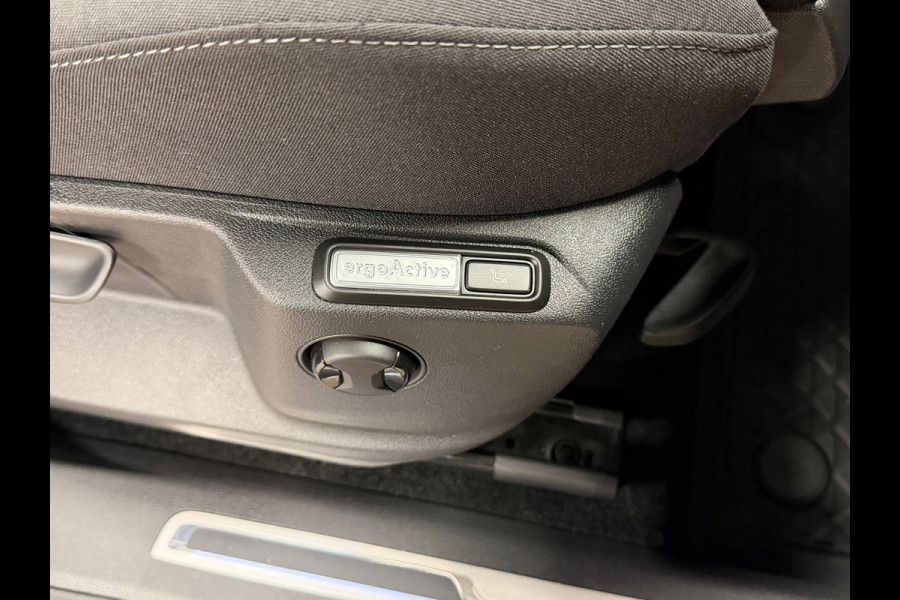 Volkswagen Tiguan Allspace 1.4 TSI Highline150PK DSG BNS R-LINE PANO NAVI CAMERA LED TREKHAAK 19 INCH Carplay