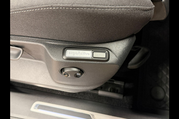 Volkswagen Tiguan Allspace 1.4 TSI Highline150PK DSG BNS R-LINE PANO NAVI CAMERA LED TREKHAAK 19 INCH Carplay