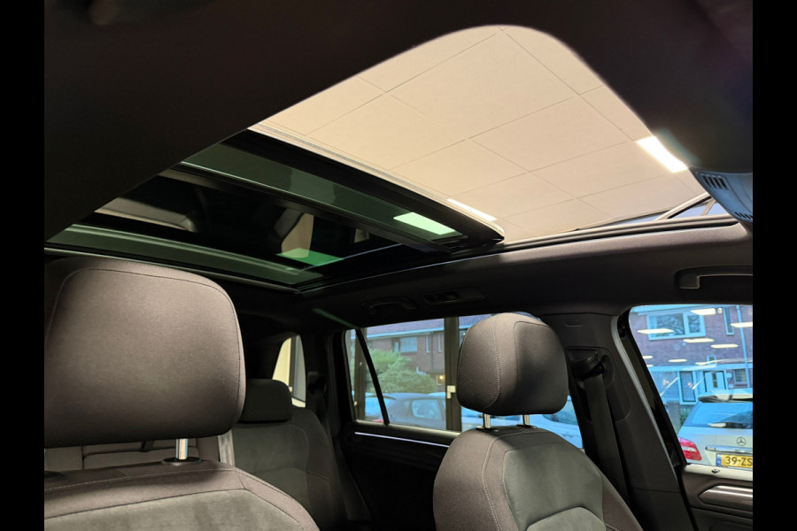 Volkswagen Tiguan Allspace 1.4 TSI Highline150PK DSG BNS R-LINE PANO NAVI CAMERA LED TREKHAAK 19 INCH Carplay