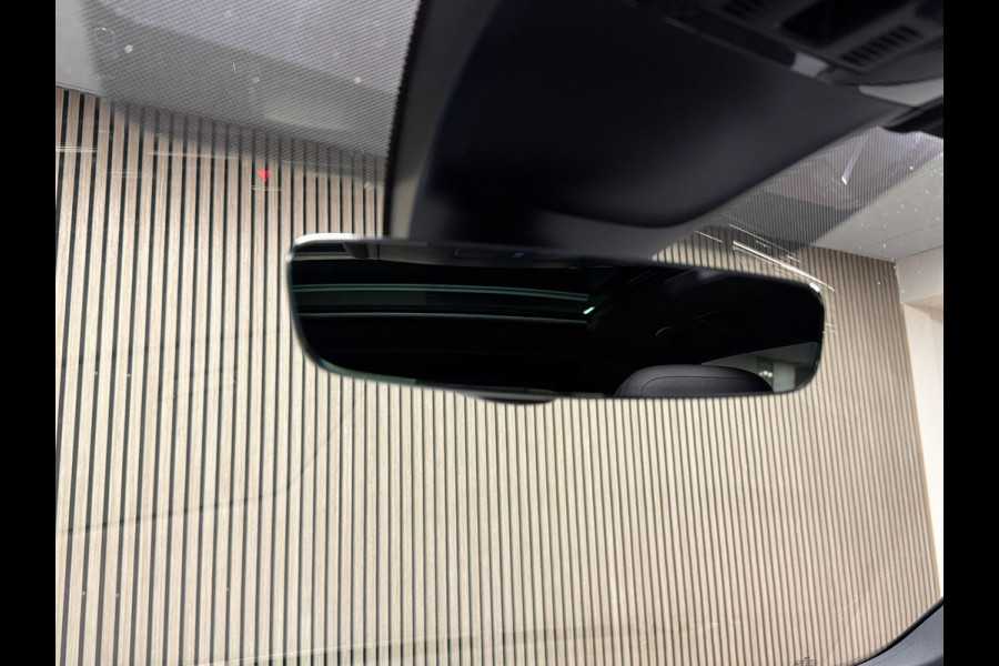 Volkswagen Tiguan Allspace 1.4 TSI Highline150PK DSG BNS R-LINE PANO NAVI CAMERA LED TREKHAAK 19 INCH Carplay