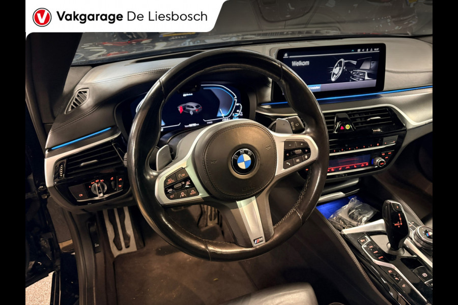 BMW 5 Serie Touring 530e xDrive High Executive M-sport / leer / pano / navi / head-up / Apple carplay