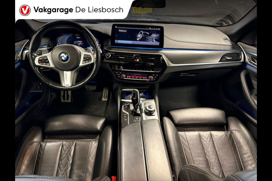 BMW 5 Serie Touring 530e xDrive High Executive M-sport / leer / pano / navi / head-up / Apple carplay