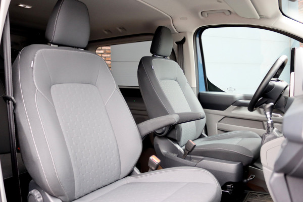 Ford Transit Custom 300 2.0 TDCI L2H1 Limited DC | Adaptieve Cruise Control | Elek. Trekhaak | Stoelverwarming | Camera | Apple Carplay/Android Auto | Navigatie | LED |