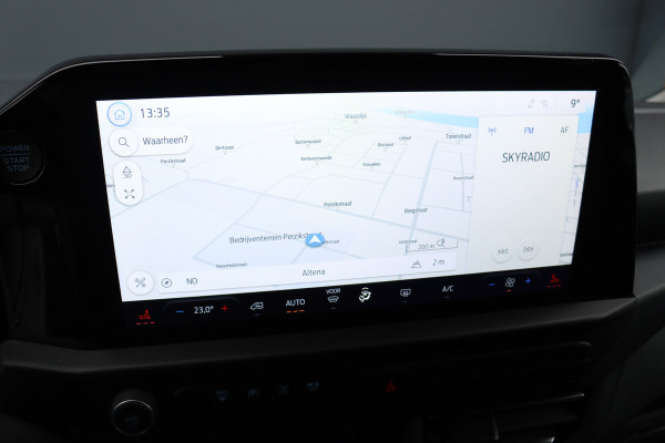 Ford Transit Custom 300 2.0 TDCI L2H1 Limited DC | Adaptieve Cruise Control | Elek. Trekhaak | Stoelverwarming | Camera | Apple Carplay/Android Auto | Navigatie | LED |