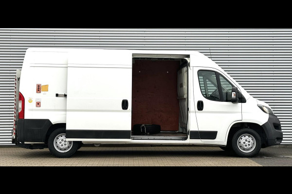 Peugeot Boxer 335 2.0 BlueHDI L3H2 Bus met laadklep