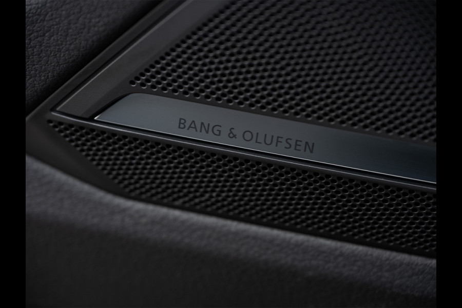 Audi A6 Avant 55 TFSI e quattro 368pk S edition Competition | S-Seats | Panoramadak | Adaptive Cruise | Ambiance interieur | Head Up | B&O Sound | 360 Camera | Soft Close |