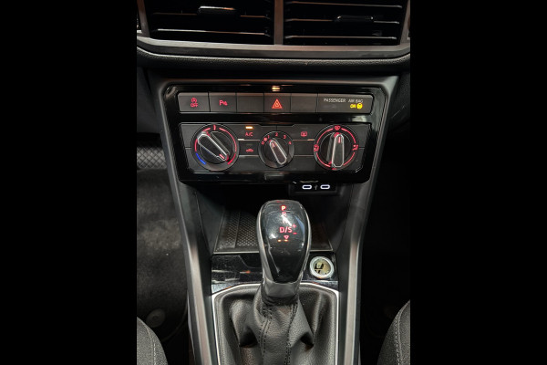 Volkswagen T-Cross 1.0 TSI Life Automaat | Airco | Cruise | Trekhaak | PDC