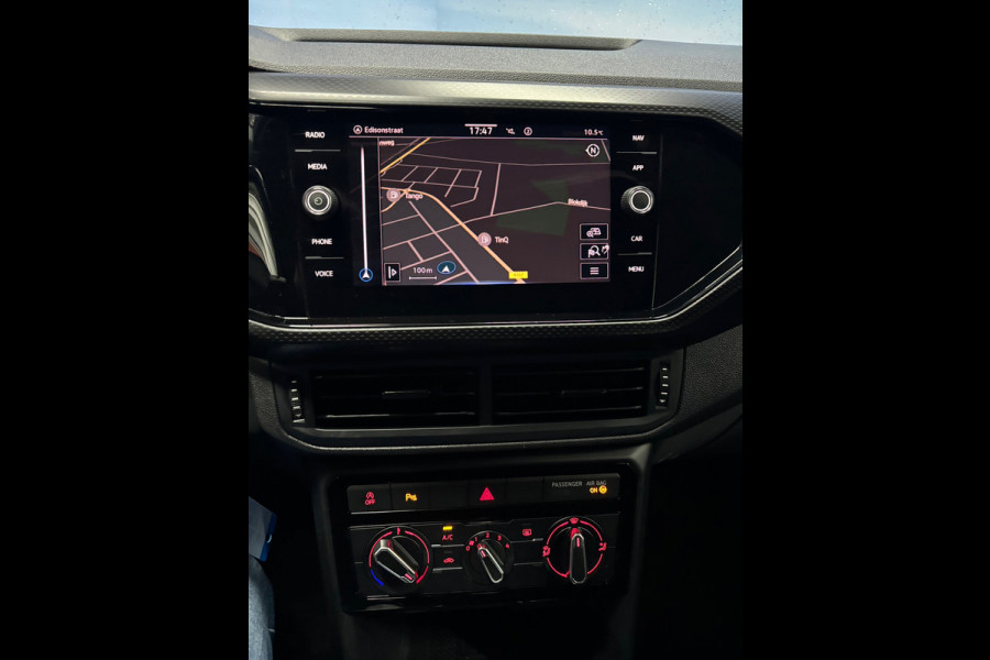 Volkswagen T-Cross 1.0 TSI Life Automaat | Airco | Cruise | Trekhaak | PDC