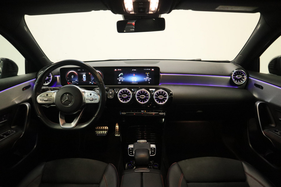 Mercedes-Benz A-Klasse 220 Premium Plus Cruise/Climate Panoramadak PDC