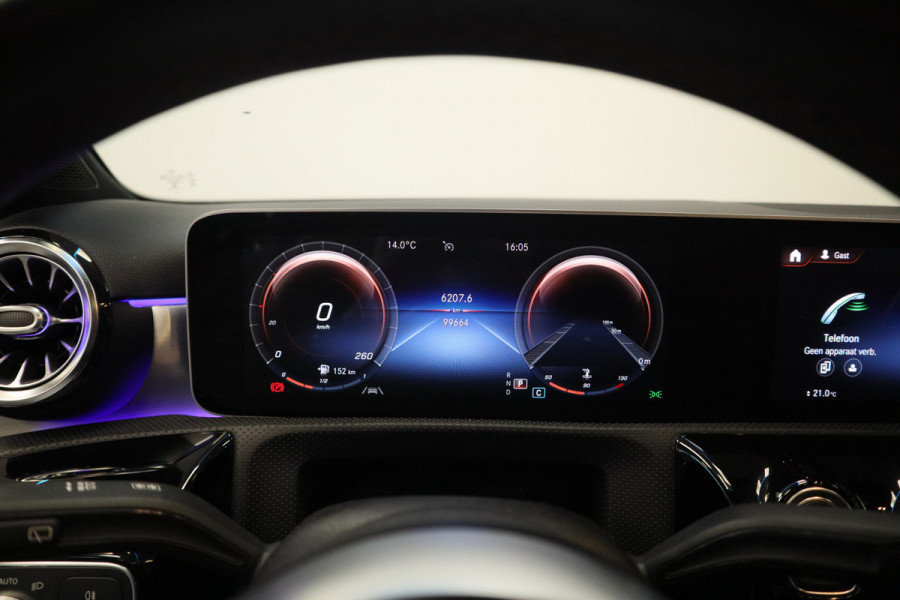 Mercedes-Benz A-Klasse 220 Premium Plus Cruise/Climate Panoramadak PDC