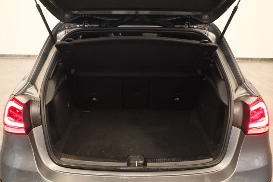 Mercedes-Benz A-Klasse 220 Premium Plus Cruise/Climate Panoramadak PDC