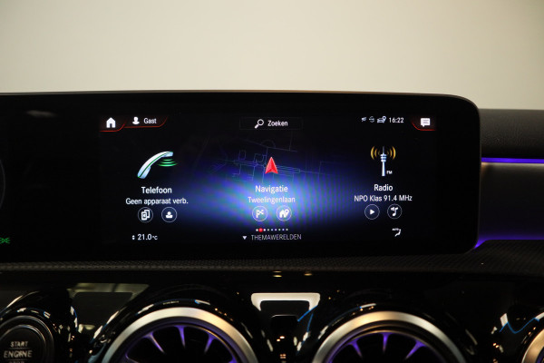 Mercedes-Benz A-Klasse 220 Premium Plus Cruise/Climate Panoramadak PDC