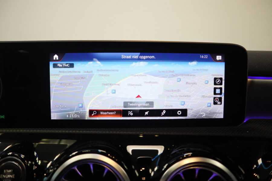 Mercedes-Benz A-Klasse 220 Premium Plus Cruise/Climate Panoramadak PDC