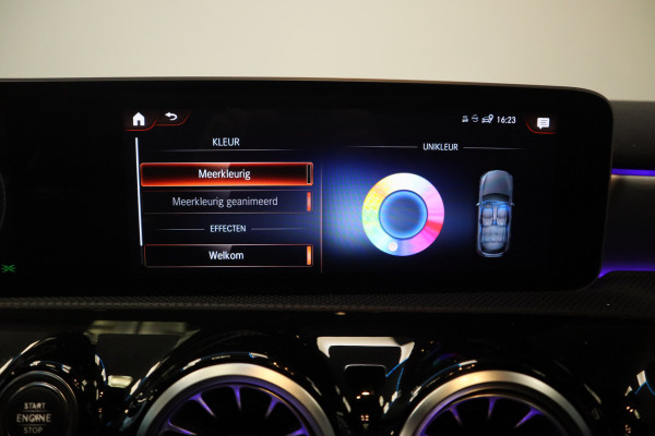 Mercedes-Benz A-Klasse 220 Premium Plus Cruise/Climate Panoramadak PDC