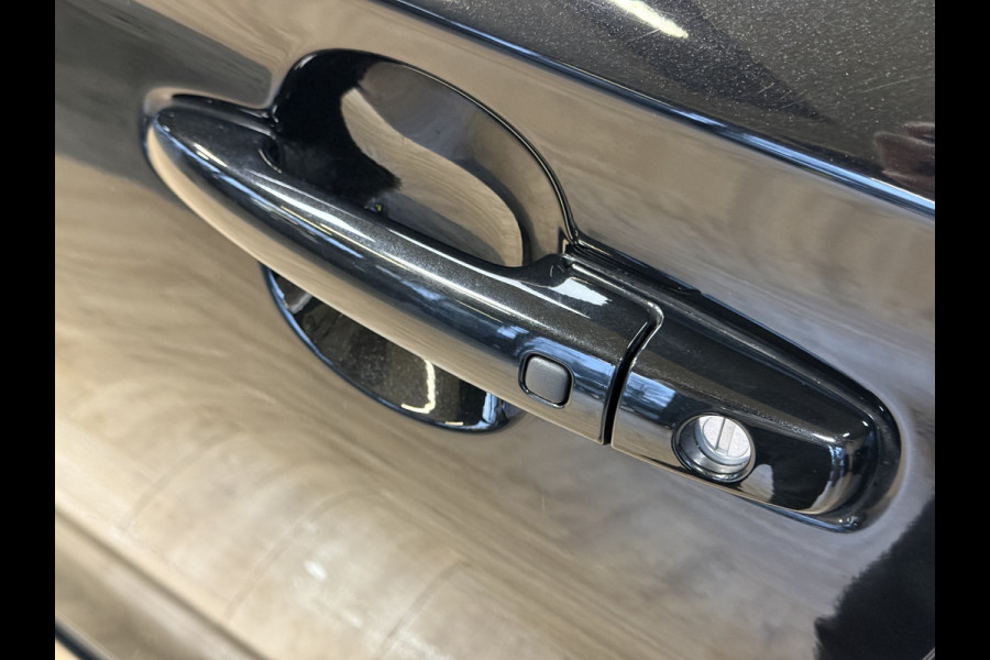 Suzuki Swift 1.2 Style AUT Smart Hybrid | Navi | ACC | Dode hoek | Carplay | 16" | Stoelverwarming | Camera | 100 % Suzuki Dealer onderhouden!