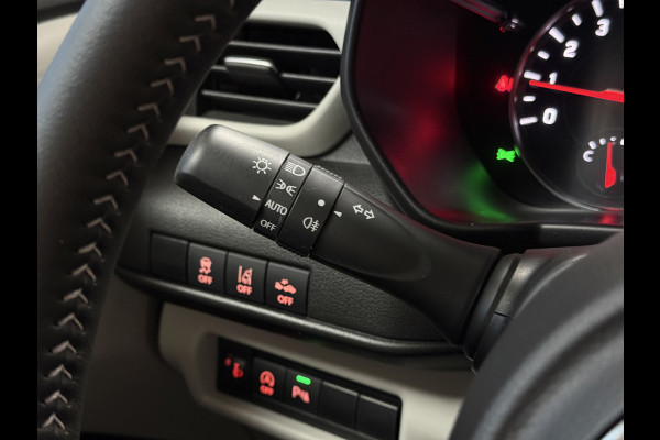 Suzuki Swift 1.2 Style AUT Smart Hybrid | Navi | ACC | Dode hoek | Carplay | 16" | Stoelverwarming | Camera | 100 % Suzuki Dealer onderhouden!