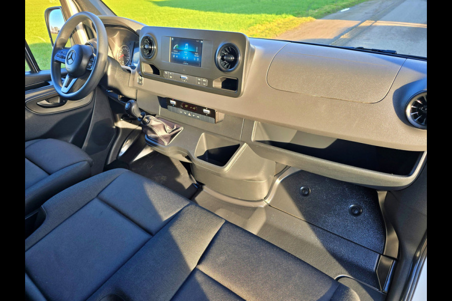 Mercedes-Benz Sprinter 315 1.9 CDI L2 H2 RWD - 150 Pk - Euro 6 - ParkeerCamera - MBUX - Airco - Cruise Control