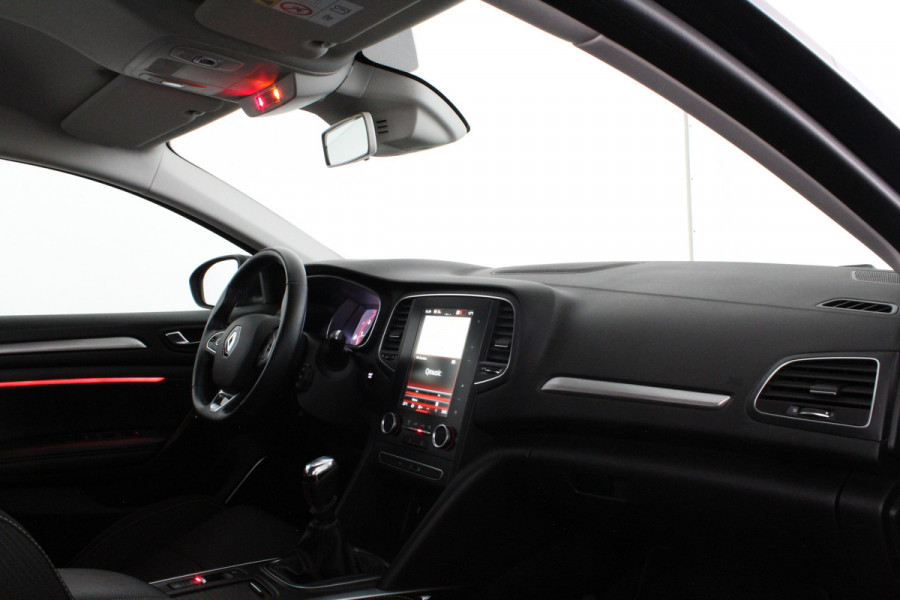 Renault Mégane Estate 1.3 TCe Limited Trekhaak/Camera/All season banden/parkeersensoren voor en achter