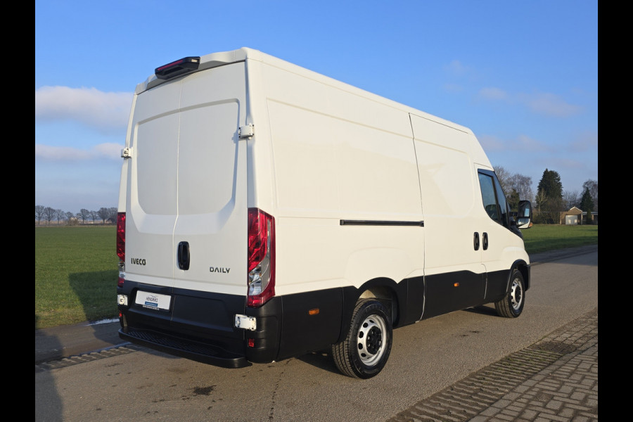 Iveco Daily 35S14V 2.3 352L H2 - 140 Pk - Euro 6 - Airco - Cruise Control
