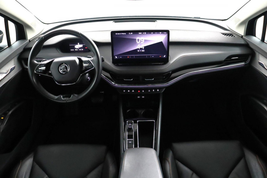 Škoda ENYAQ iV 80 Founders Edition Black|Leer|SOH 93%|Camera|Stoelverwarming