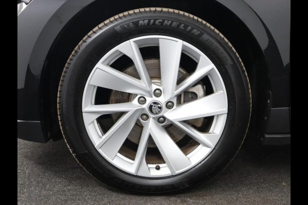 Škoda ENYAQ iV 80 Founders Edition Black|Leer|SOH 93%|Camera|Stoelverwarming