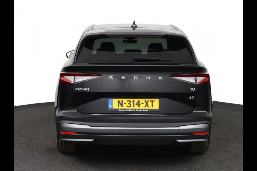 Škoda ENYAQ iV 80 Founders Edition Black|Leer|SOH 93%|Camera|Stoelverwarming