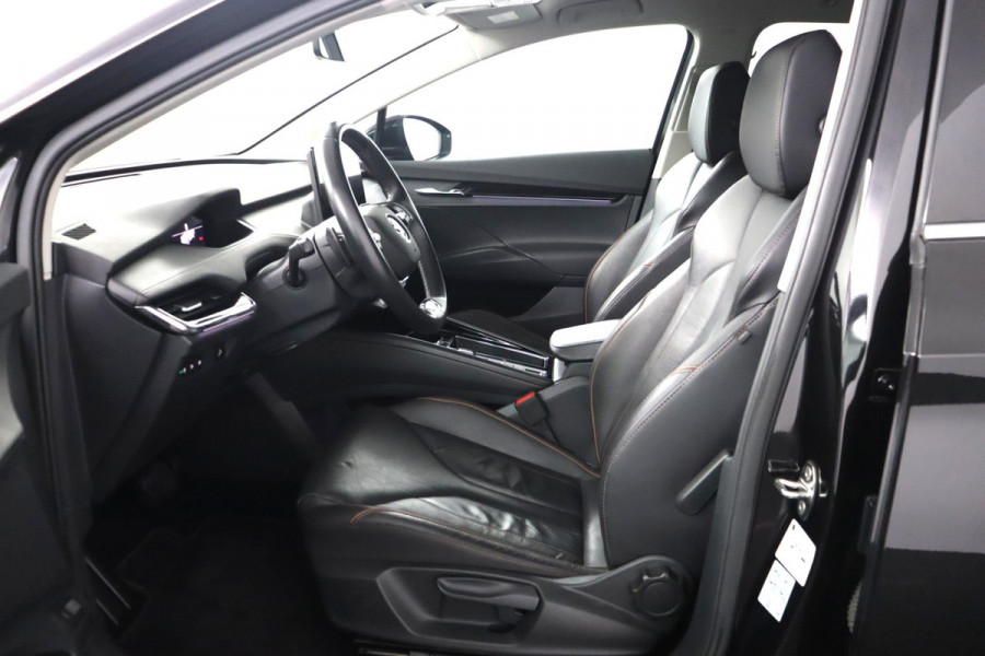 Škoda ENYAQ iV 80 Founders Edition Black|Leer|SOH 93%|Camera|Stoelverwarming