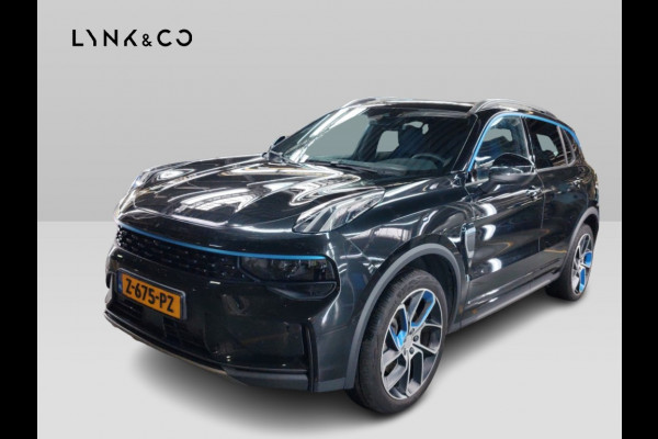 Lynk & Co 01 1.5 262PK PHEV Zwarte hemel 360° Trekhaak StoelVerw. Pano.dak Plug-in