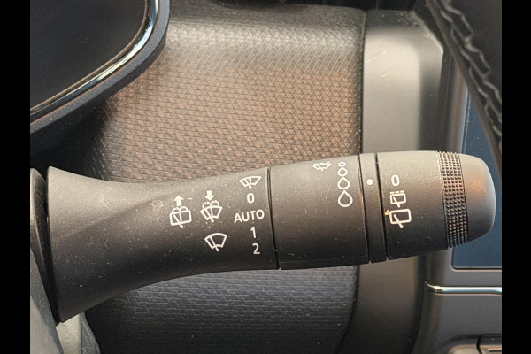 Renault Clio 1.0 TCe 90 Equilibre Airco Navi Cruise Control Full LED Carplay Premium Color NL Auto met historie!