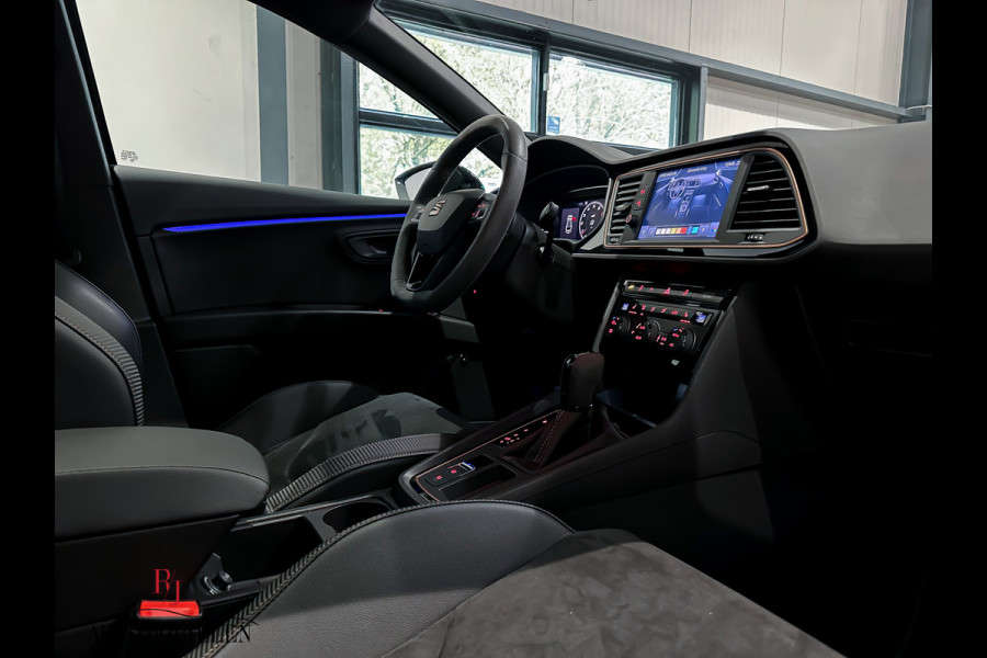 Seat Leon ST 2.0 TSI CUPRA R 300 Carbon Brembo Limited edition